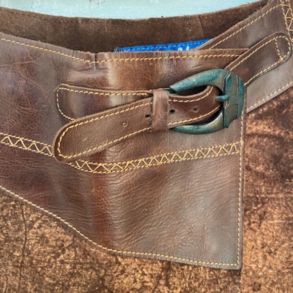 Save the Queen vintage leather skirt - Picture 6 of 11